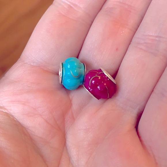 🆕(set of 2) 925 Sterling Charms - Picture 2 of 3